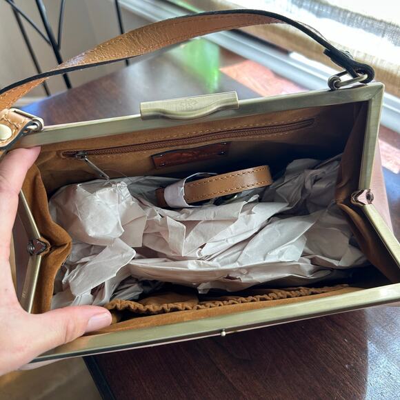 Patricia Nash Floral Crossbody Bag - Red and Green - Picture 10 of 15